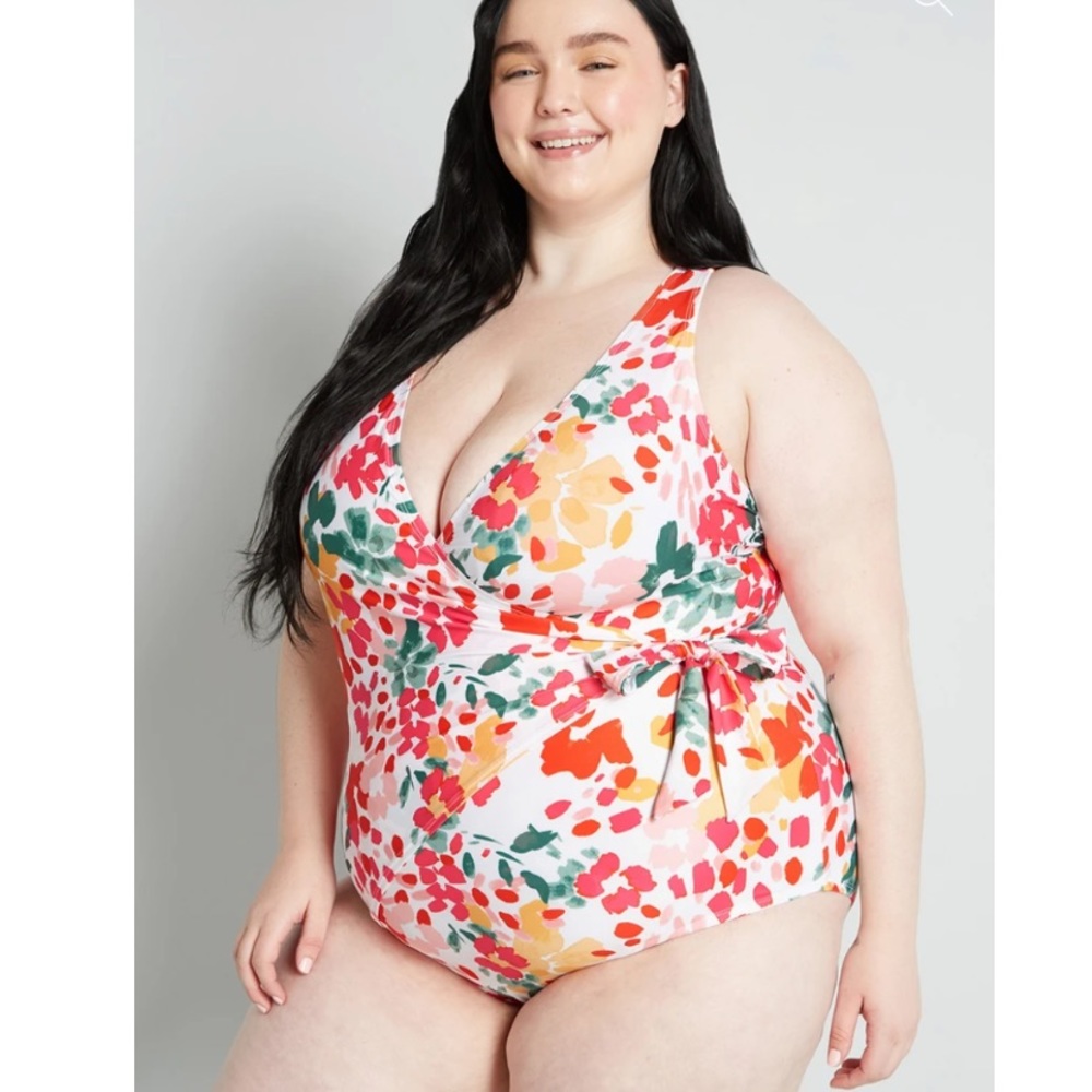 ModCloth NWOT The Bonita One-Piece Floral Swimsuit - Picture 1 of 4